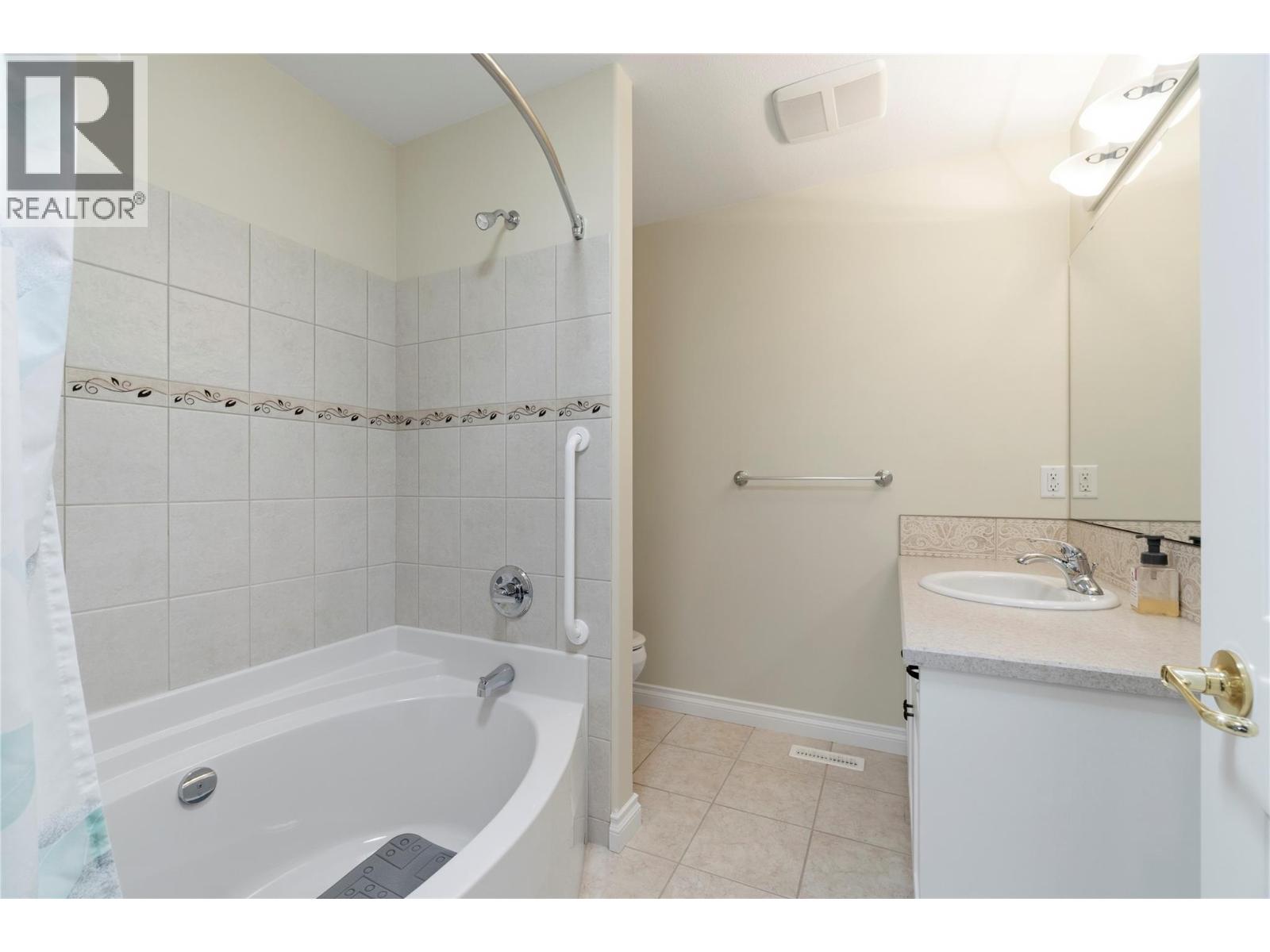 #18 1231 10 Street SW - 38