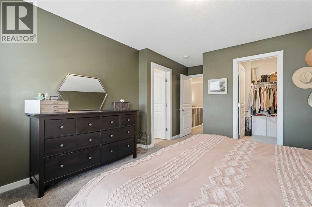 70 Legacy Glen Way SE - 24
