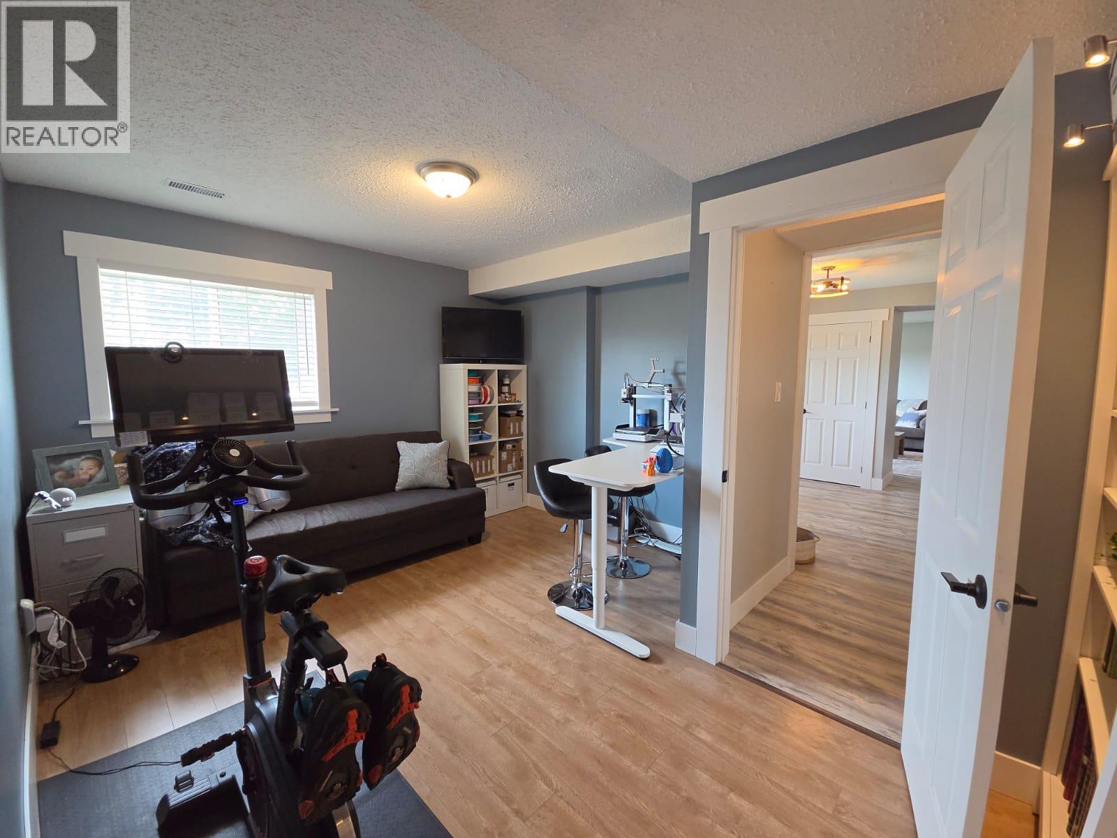 5114 43A Street NE, Chetwynd