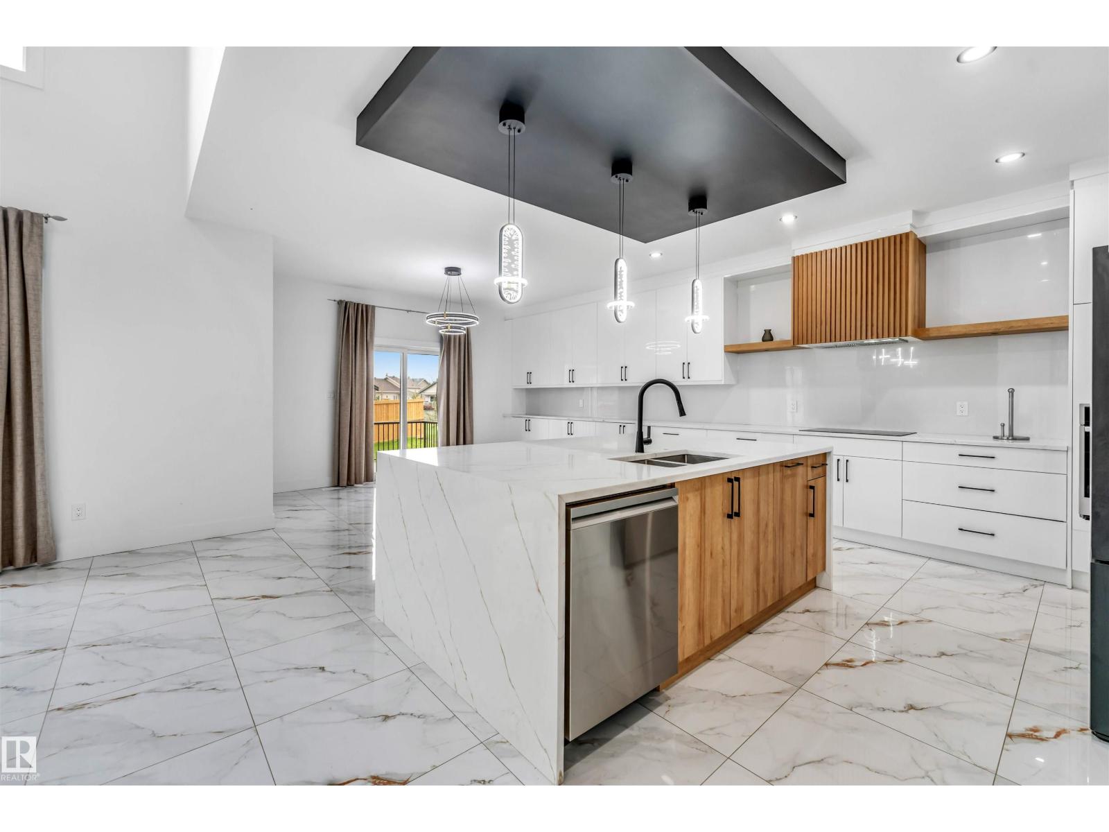 5904 SOLEIL BA - Image 18