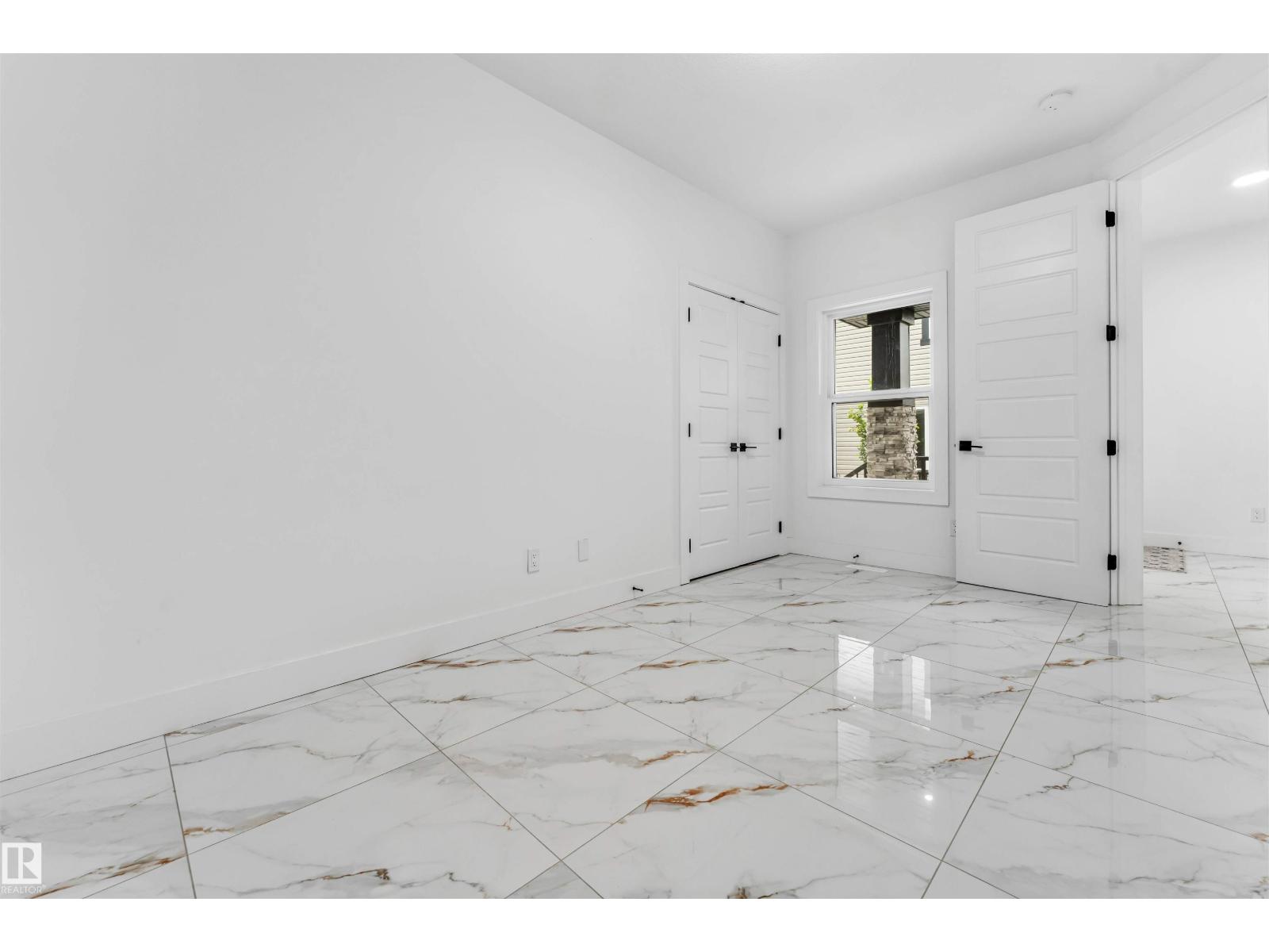 5904 SOLEIL BA - Image 30