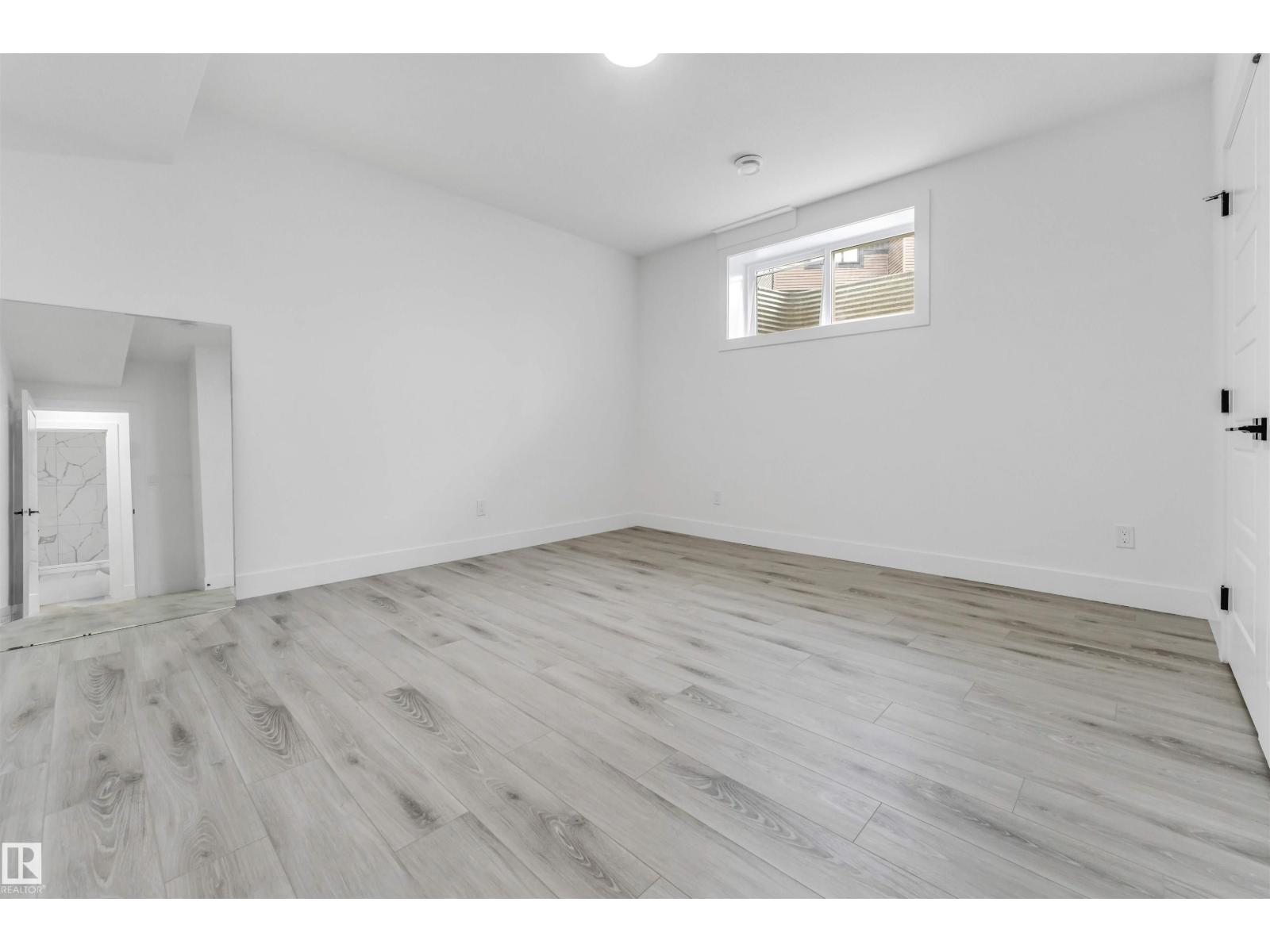 5904 SOLEIL BA - Image 53