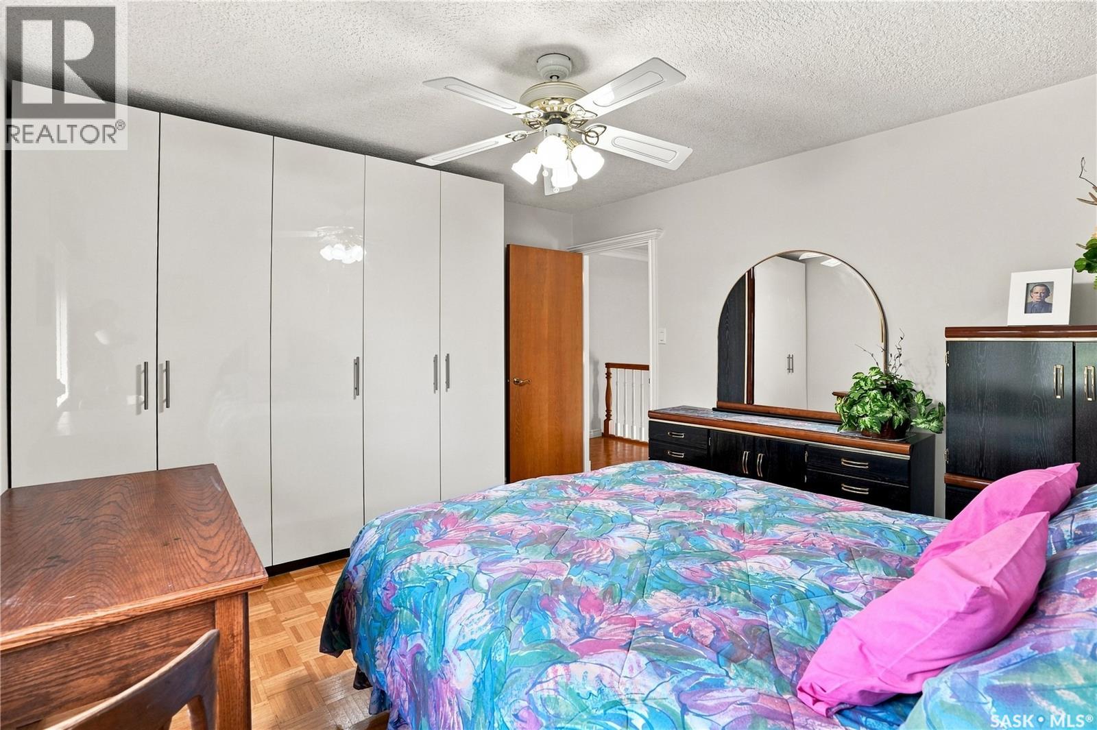 10 Ruby PLACE - Image 45