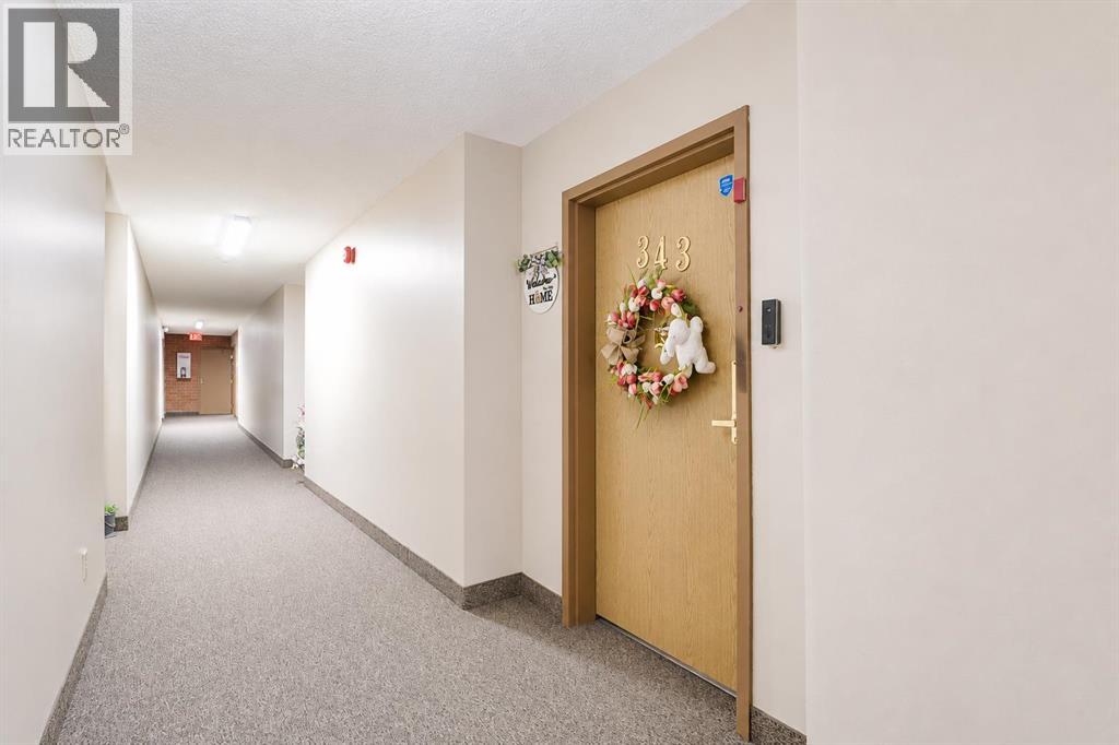 1480 Southview Drive Southeast - Photo 6