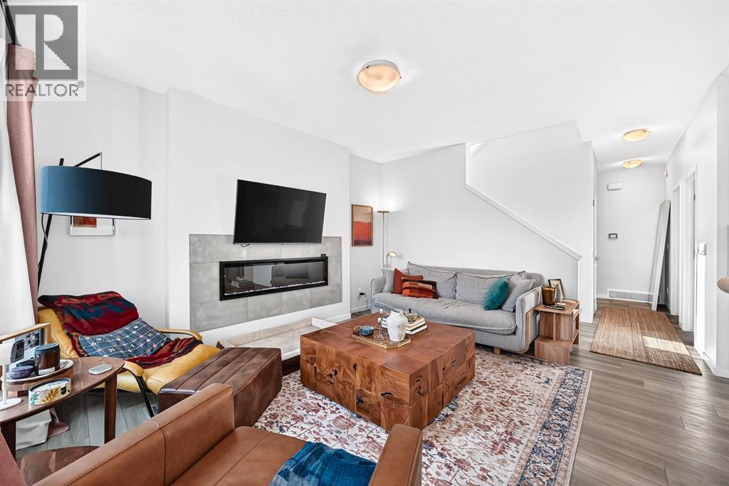 118 Belmont Crescent SW - 13