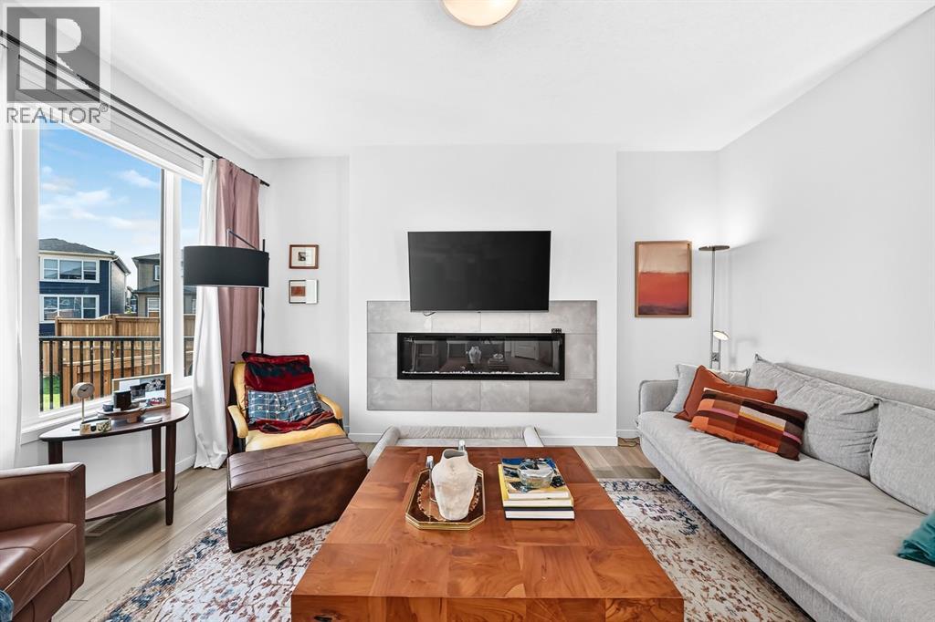 118 Belmont Crescent SW - 14