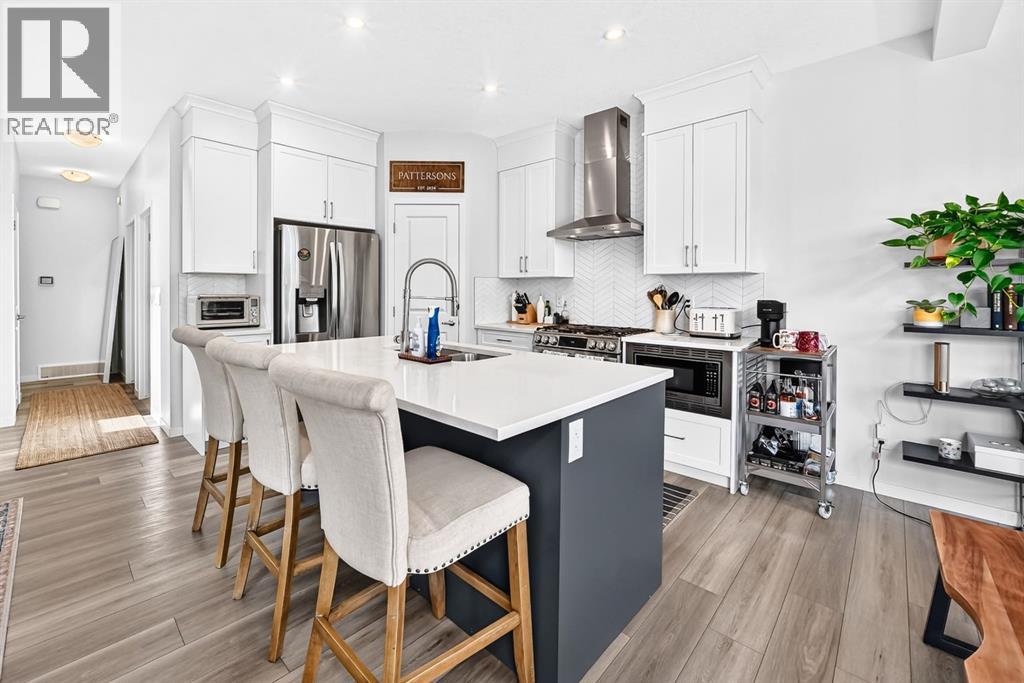 118 Belmont Crescent SW - 4