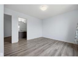 1246 Aster Bv Nw, Edmonton, AB T6T2N8 Photo 28