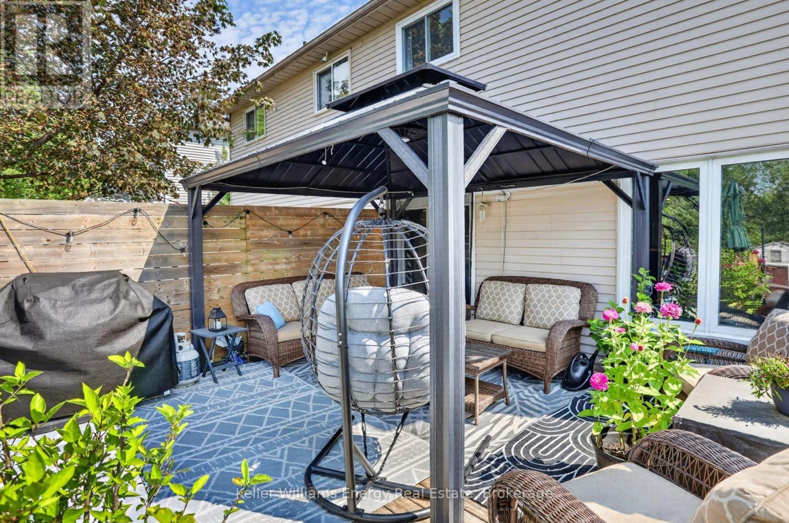 567 COBBLEHILL DRIVE - 38