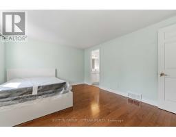 16 Crimson Gate, Ottawa, ON K1T1Z6 Photo 24