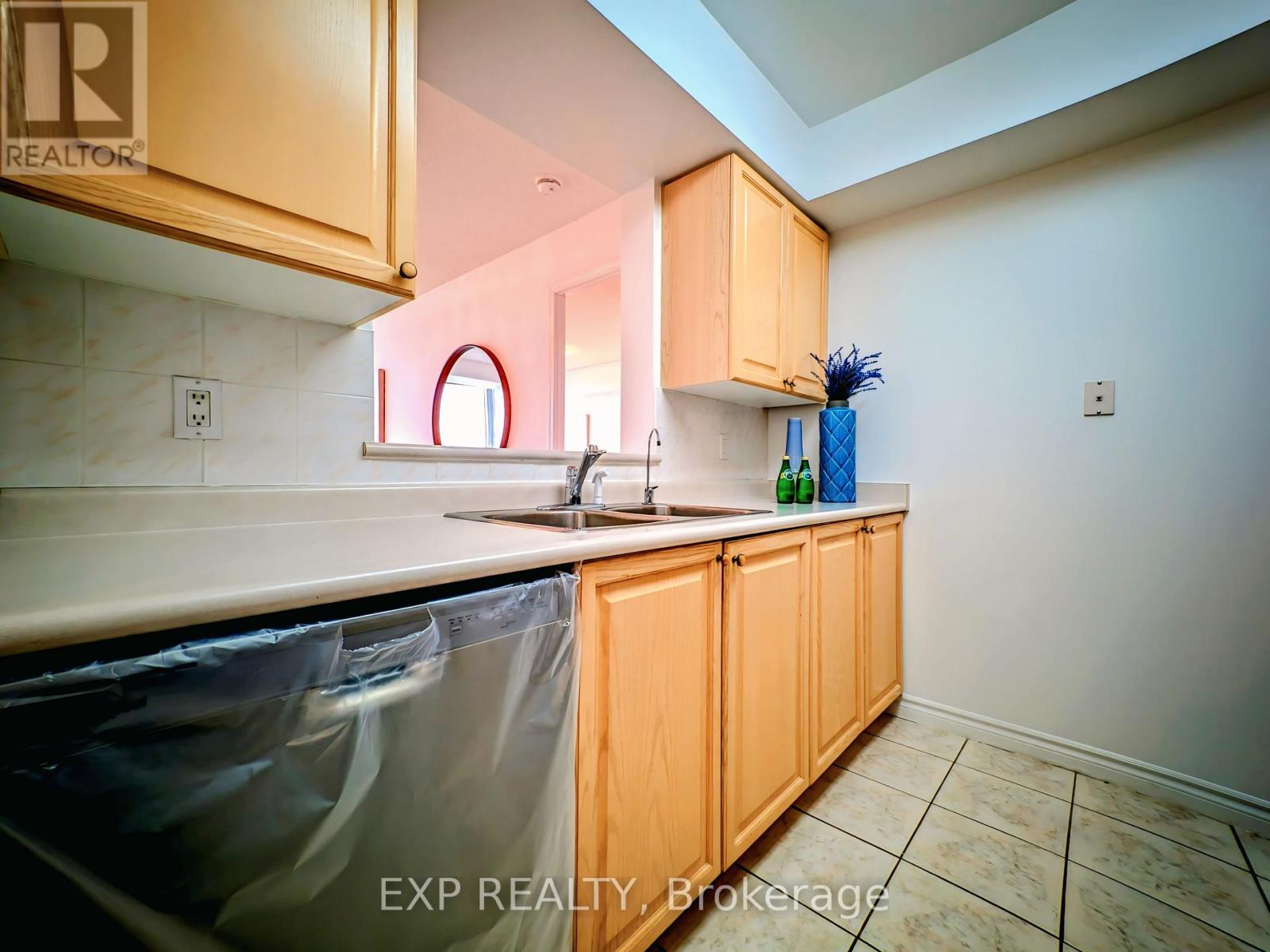#712 3088 KENNEDY ROAD - 10