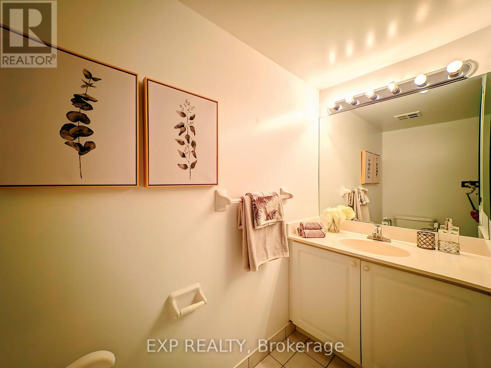 #712 3088 KENNEDY ROAD - 18