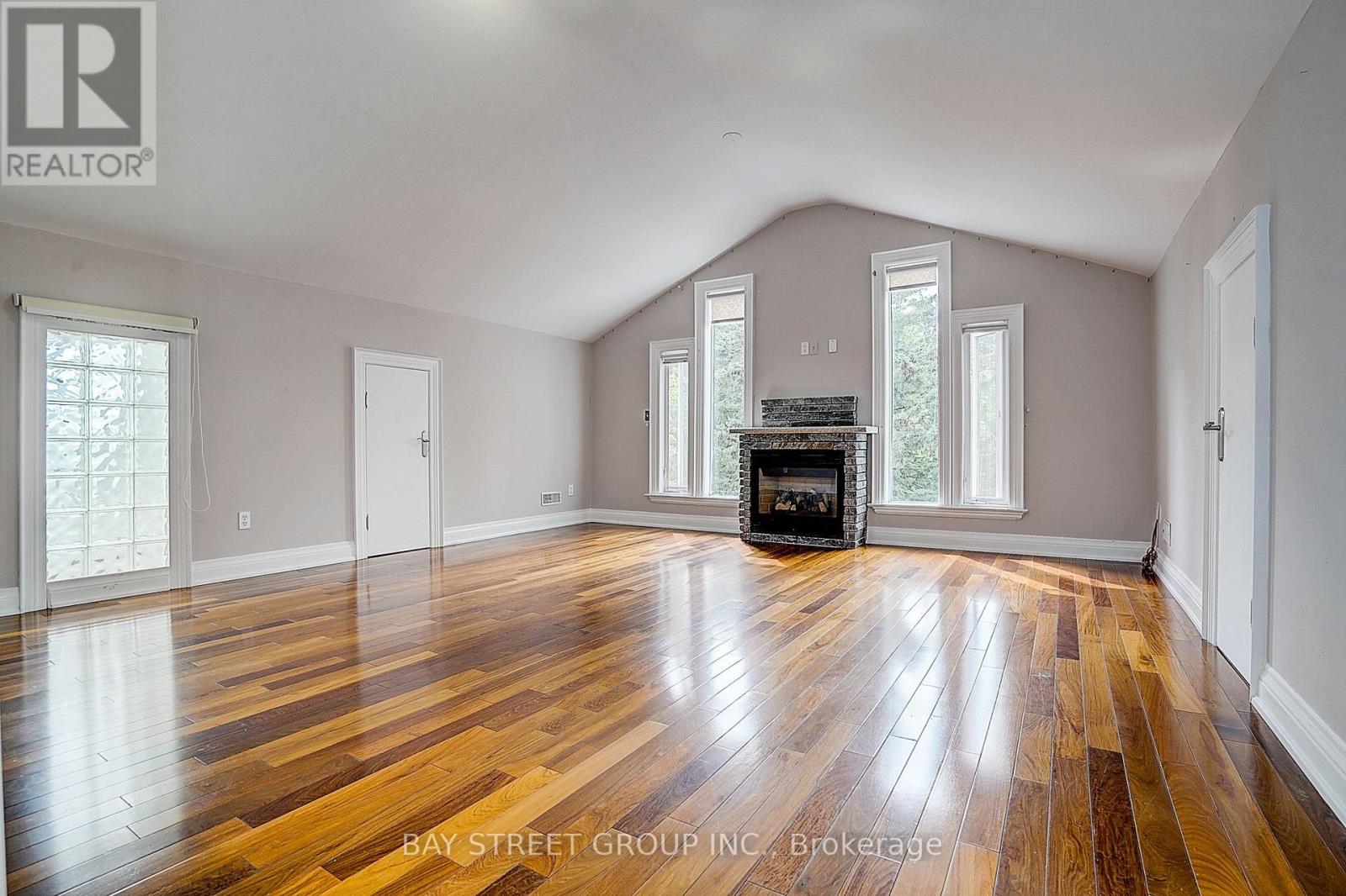 103 LAKE AVENUE - 24
