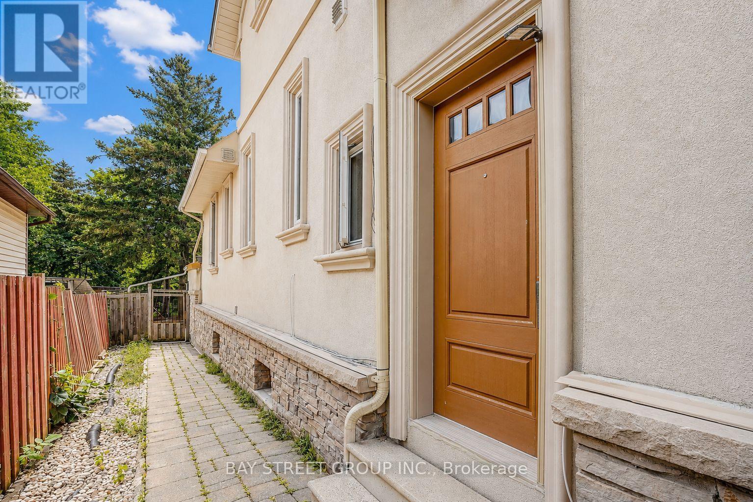103 LAKE AVENUE - 32