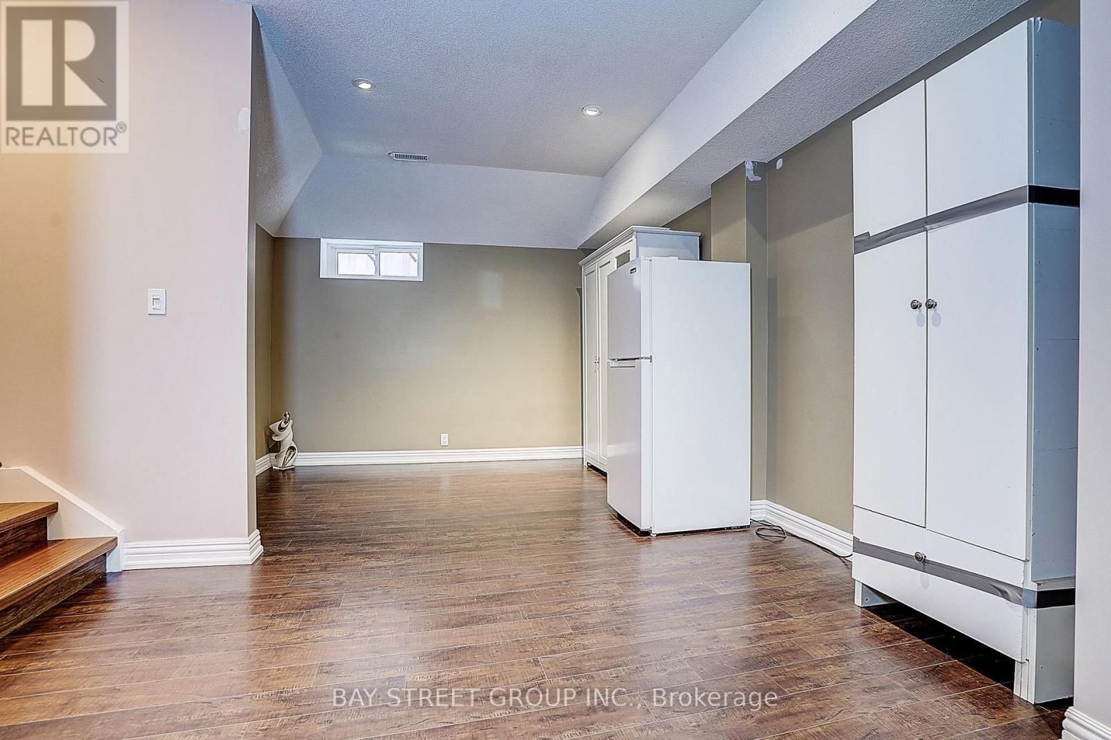103 LAKE AVENUE - 34