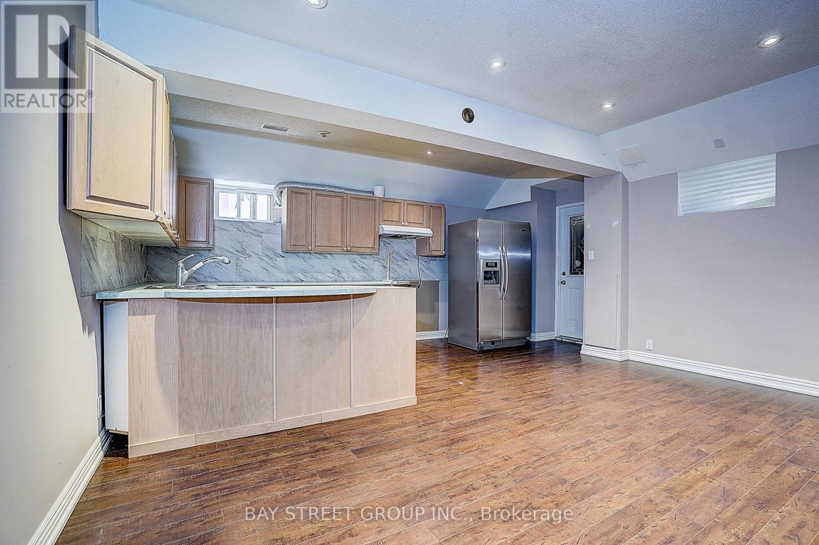 103 LAKE AVENUE - 38