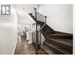 42 Mondial Crescent, East Gwillimbury, ON L9N0S2 Photo 14