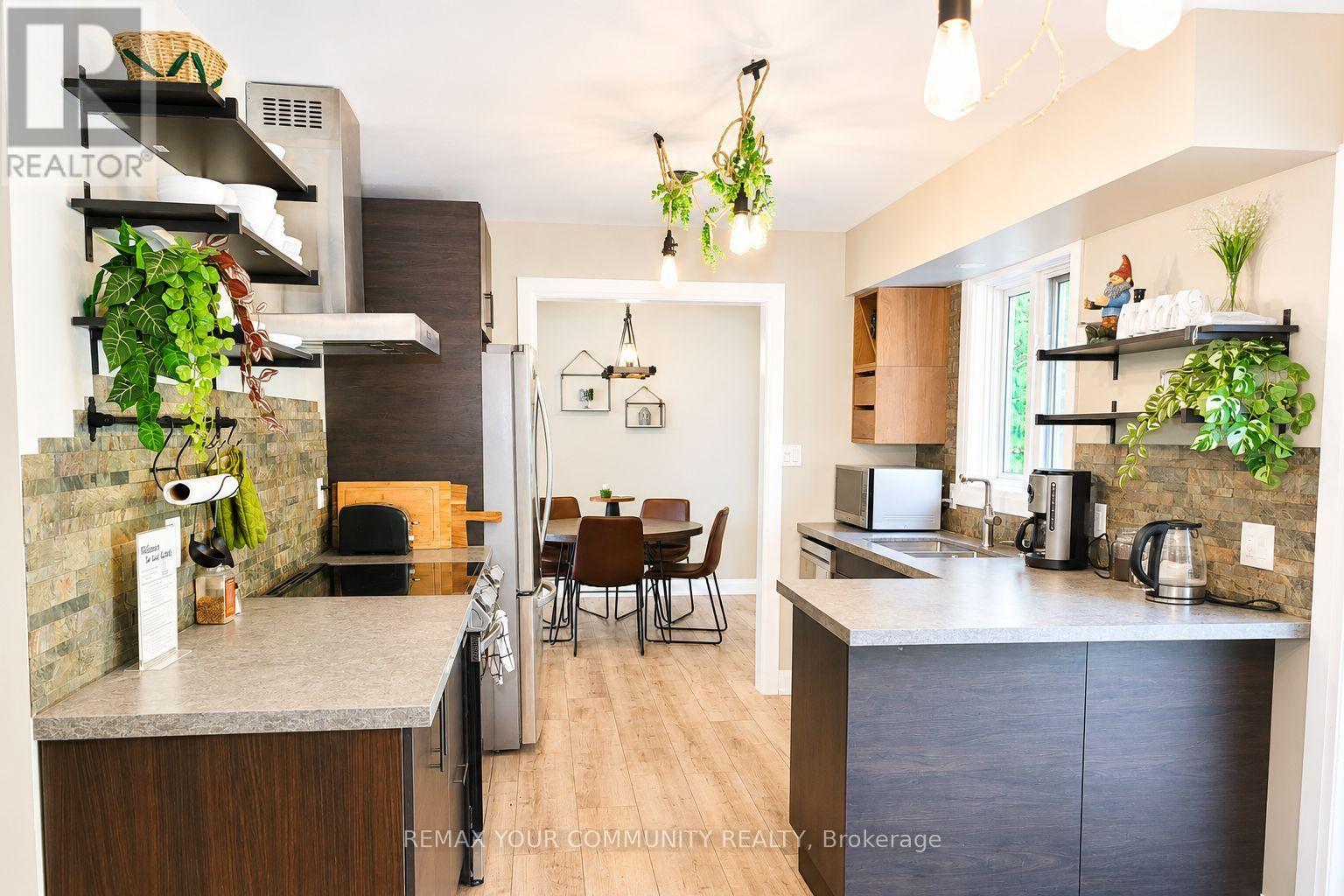 1138 SIESTA DRIVE - 7