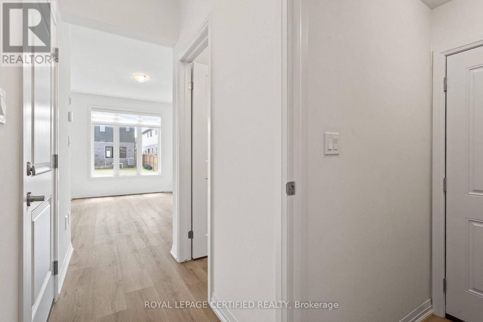 100 ACACIA ROAD - Image 7
