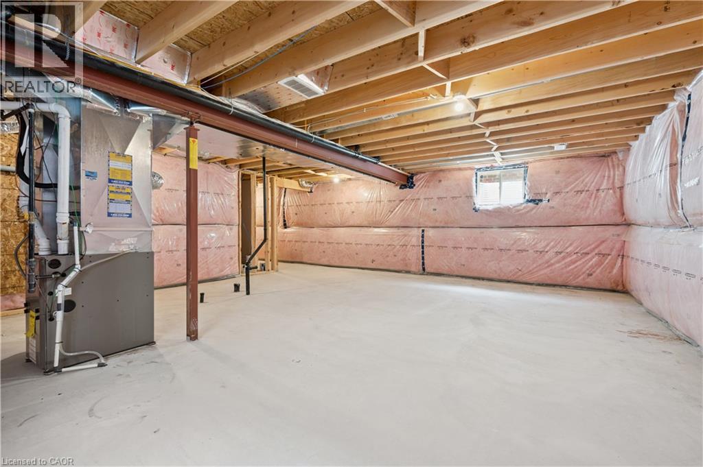 183 SNYDER Avenue N - 35