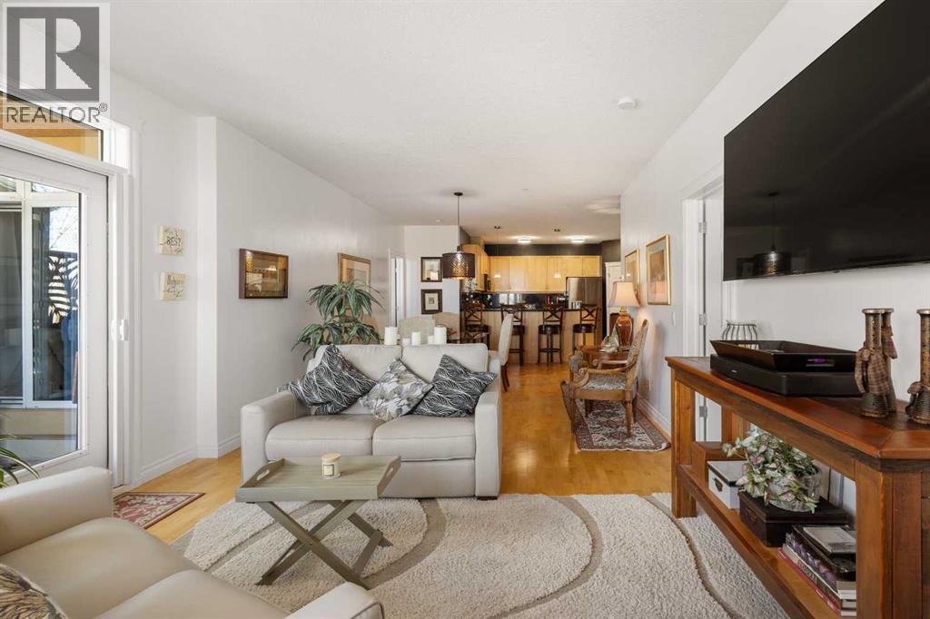 #304 8 Hemlock Crescent SW - 14