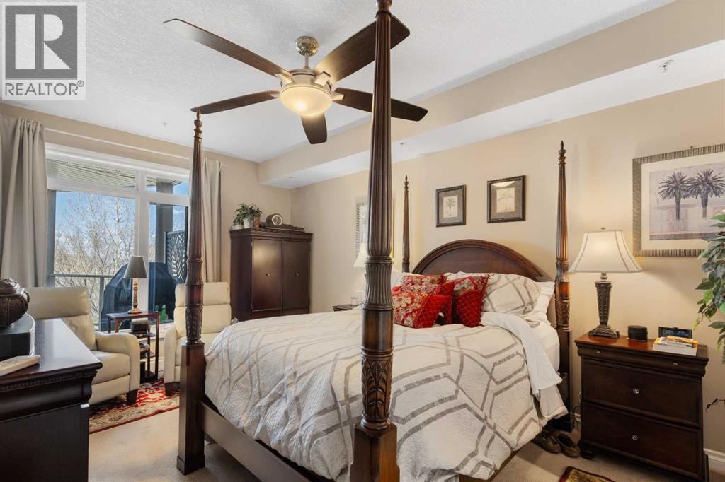 #304 8 Hemlock Crescent SW - 23