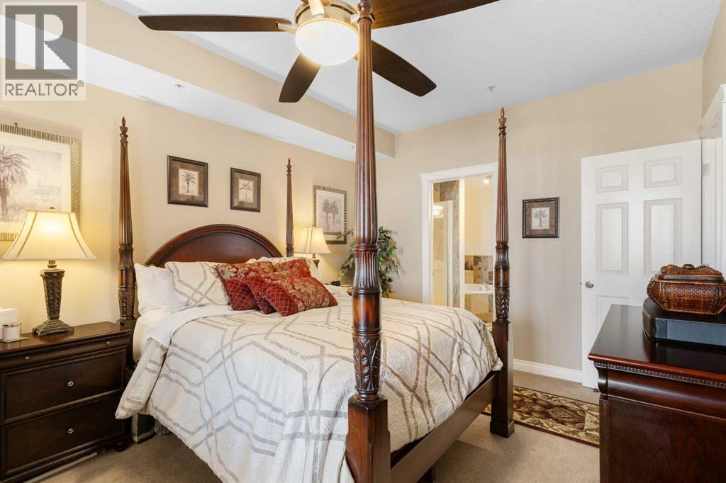 #304 8 Hemlock Crescent SW - 24