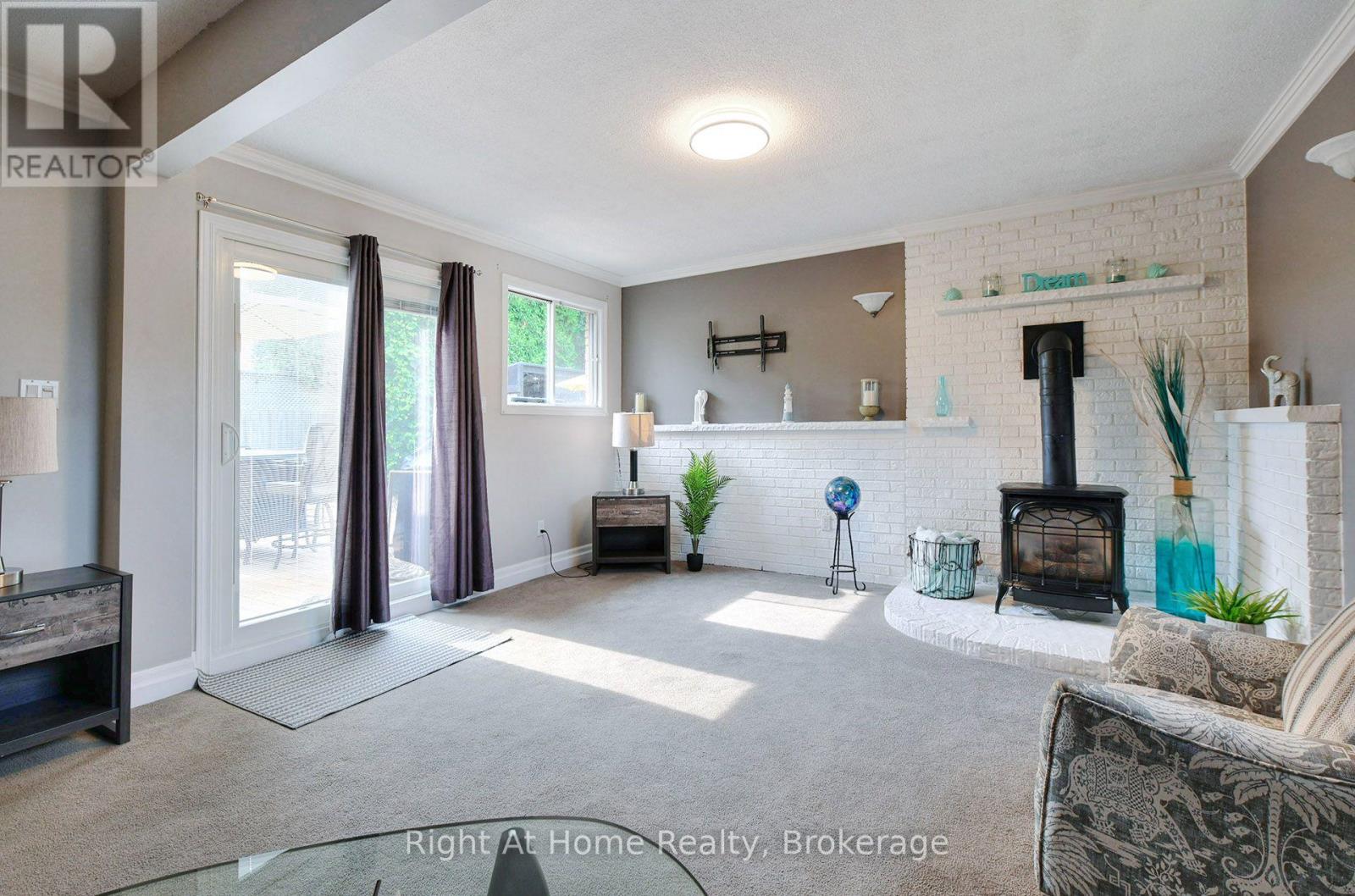 188 HILLSDALE AVENUE - 16