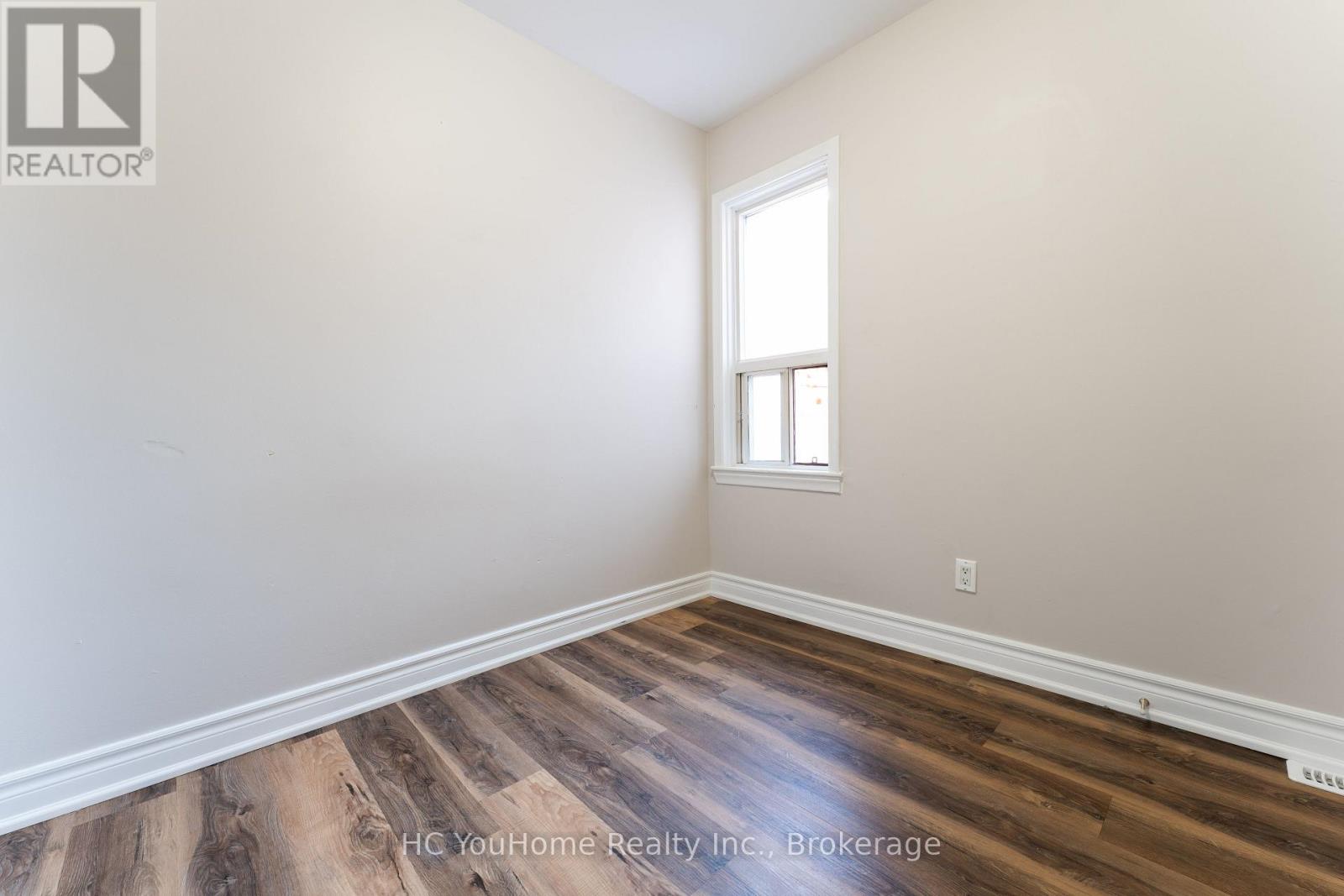 190 MAJOR STREET - 19