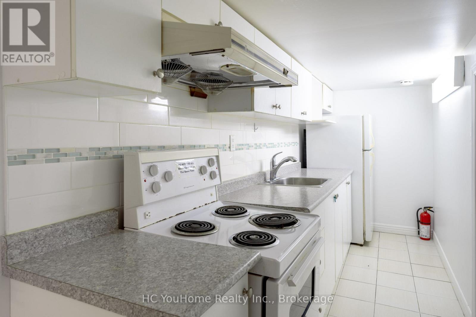 190 MAJOR STREET - Image 29