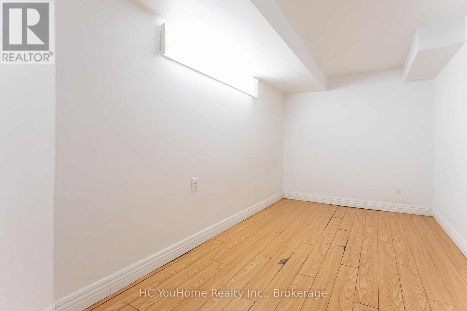 190 MAJOR STREET - Image 33