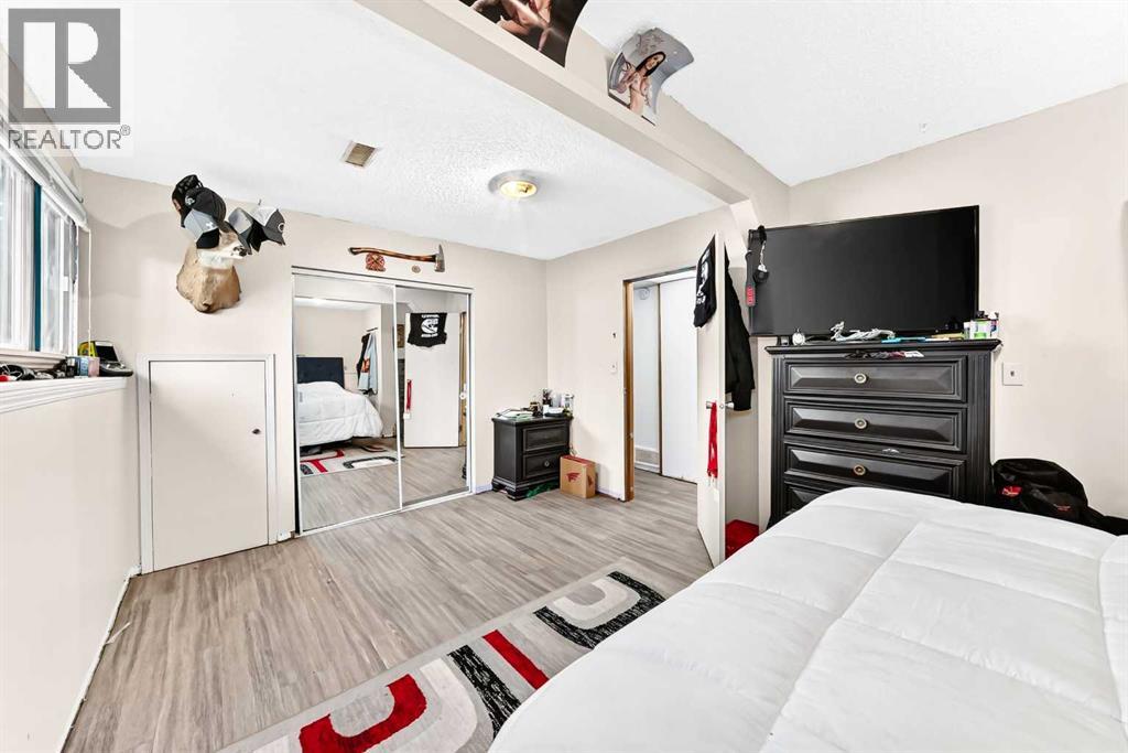 165 WILSON Crescent - Image 34