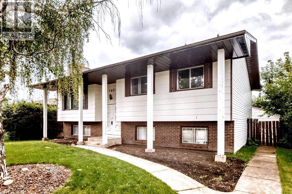 Property for sale at 165 WILSON Crescent