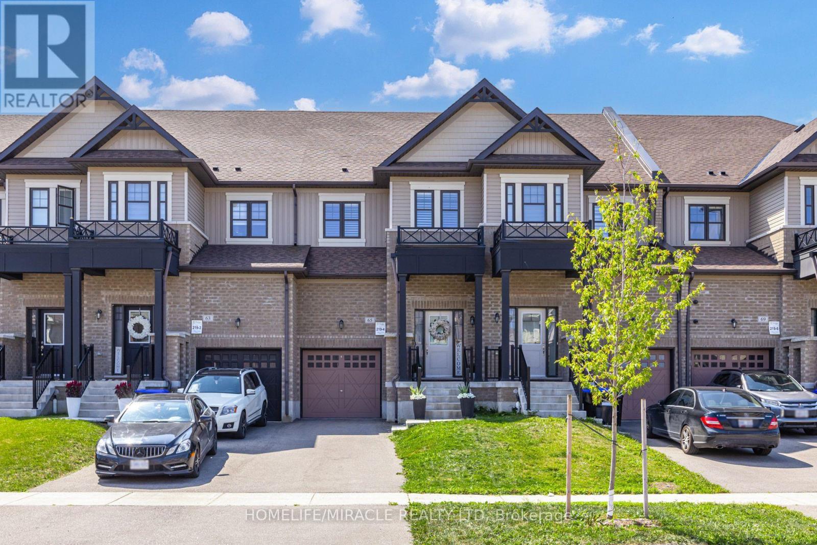 65 LORNE THOMAS PLACE - 1