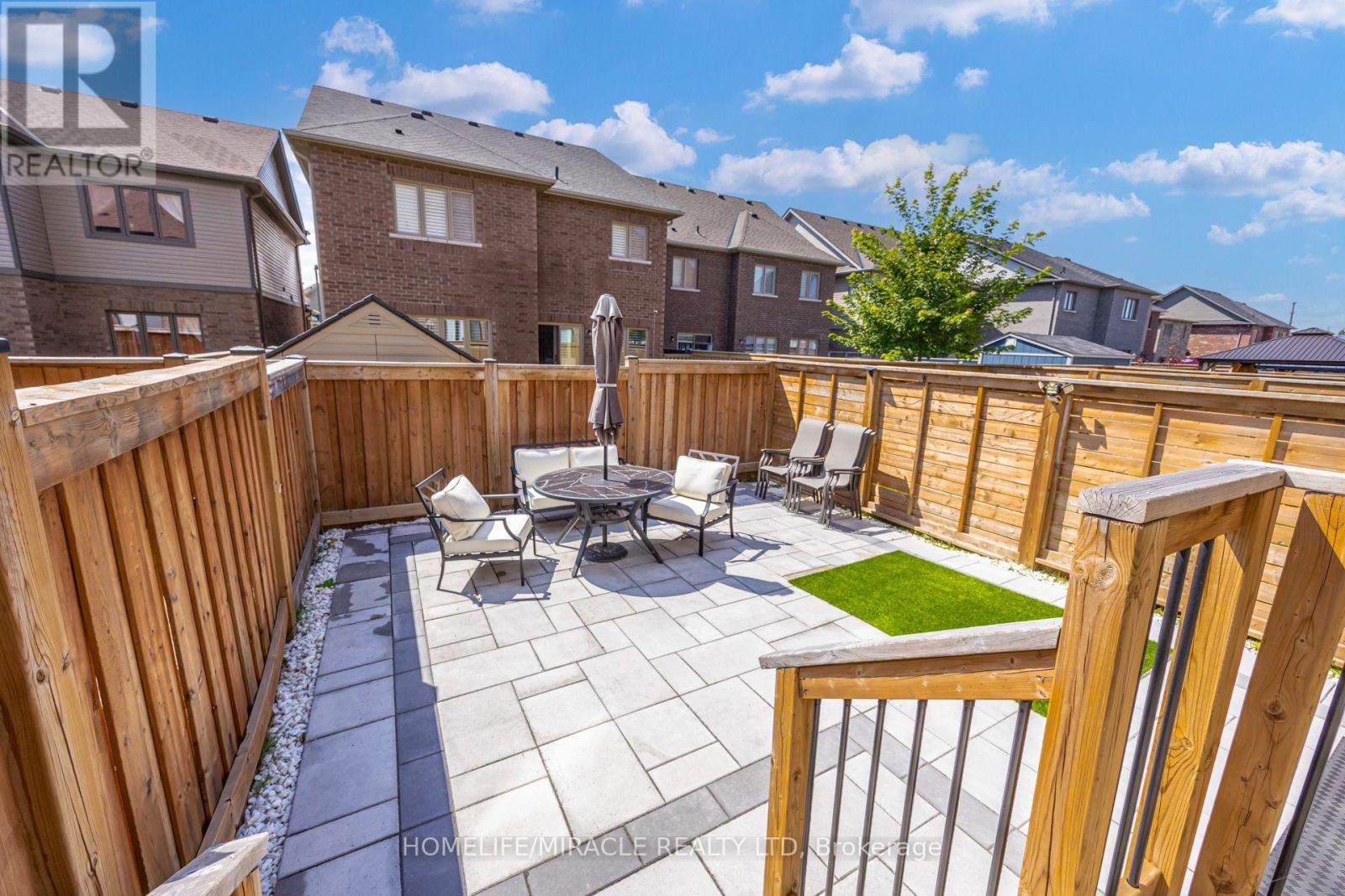 65 LORNE THOMAS PLACE - 46