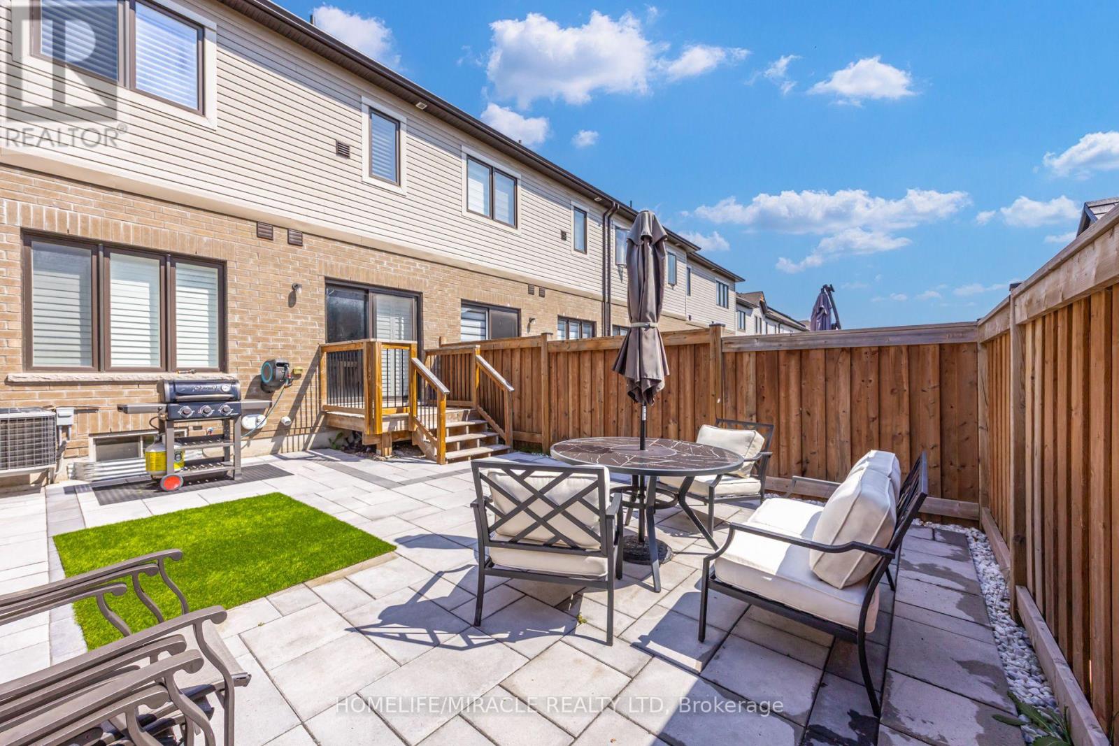 65 LORNE THOMAS PLACE - 49