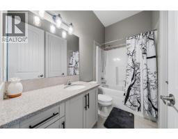Bedroom - 113 Marina Key, Chestermere, AB T1X1Y7 Photo 11