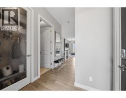 Living room - 113 Marina Key, Chestermere, AB T1X1Y7 Photo 7