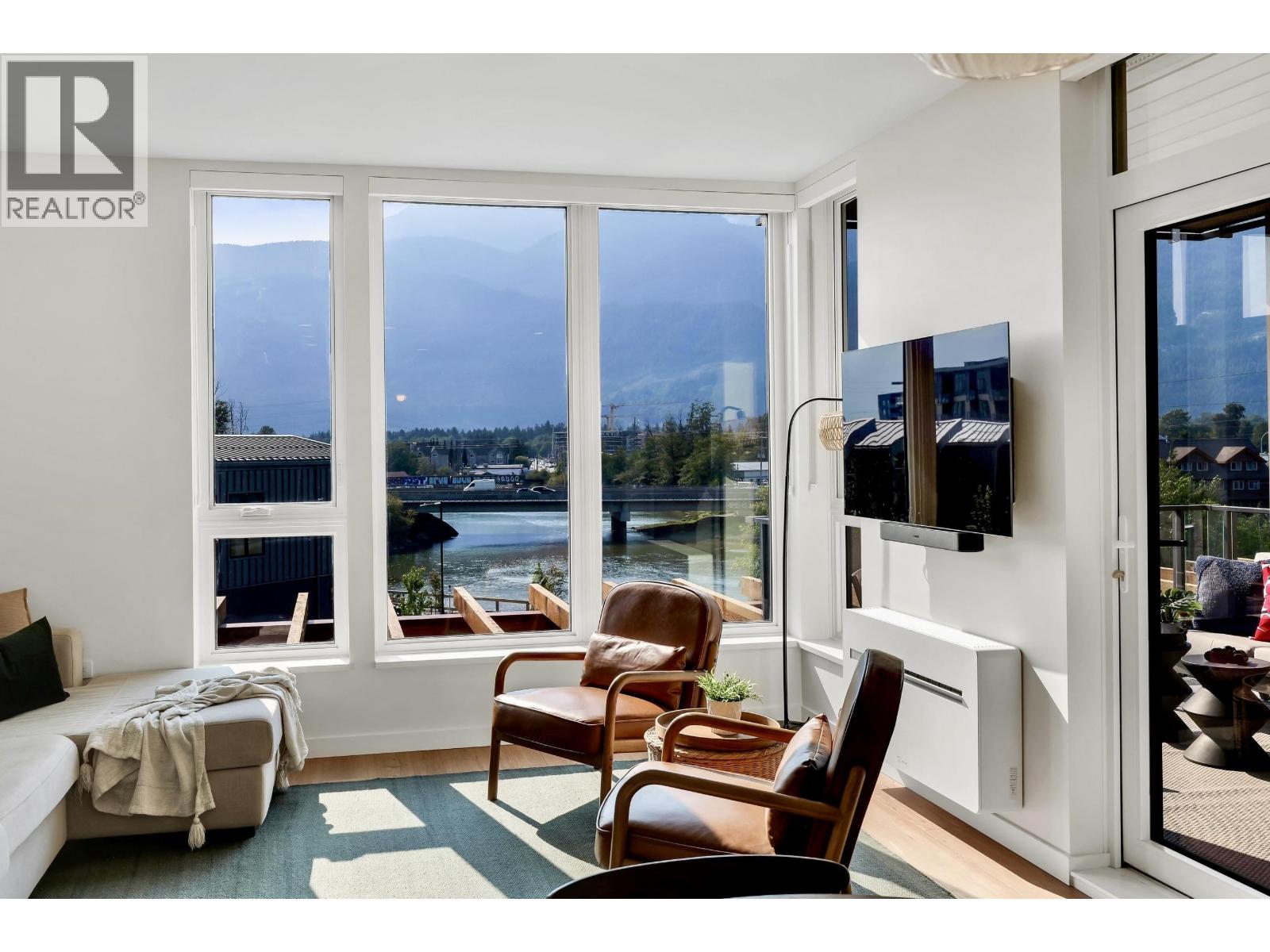 313 1506 SCOTT CRESCENT, Squamish