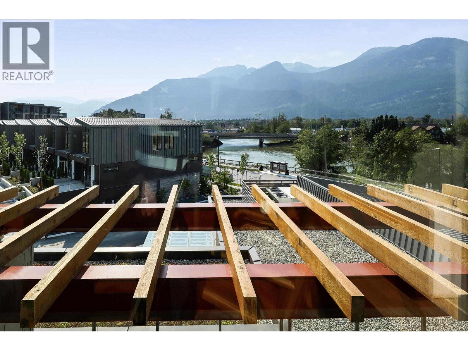 313 1506 SCOTT CRESCENT, Squamish
