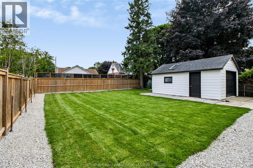68 Tweedsmuir AVENUE East - 21