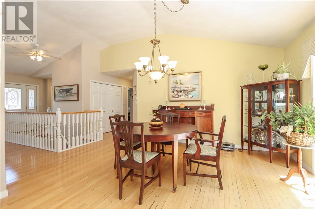 35 Bonnie Drive - Image 15