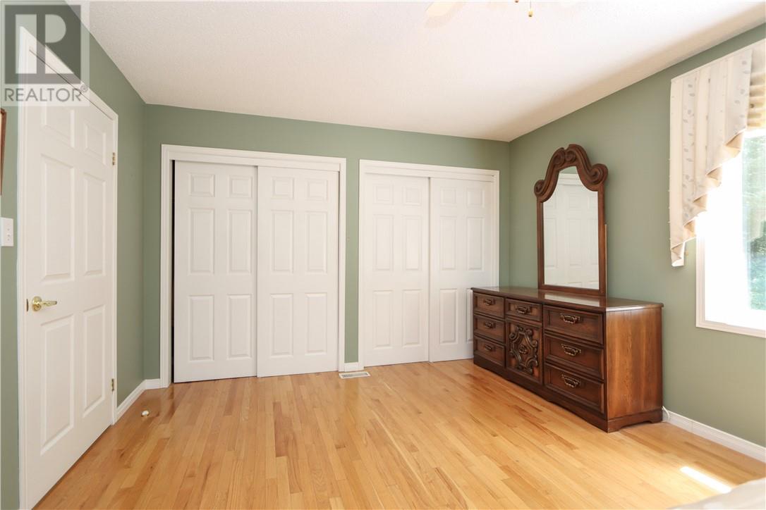 35 Bonnie Drive - Image 20