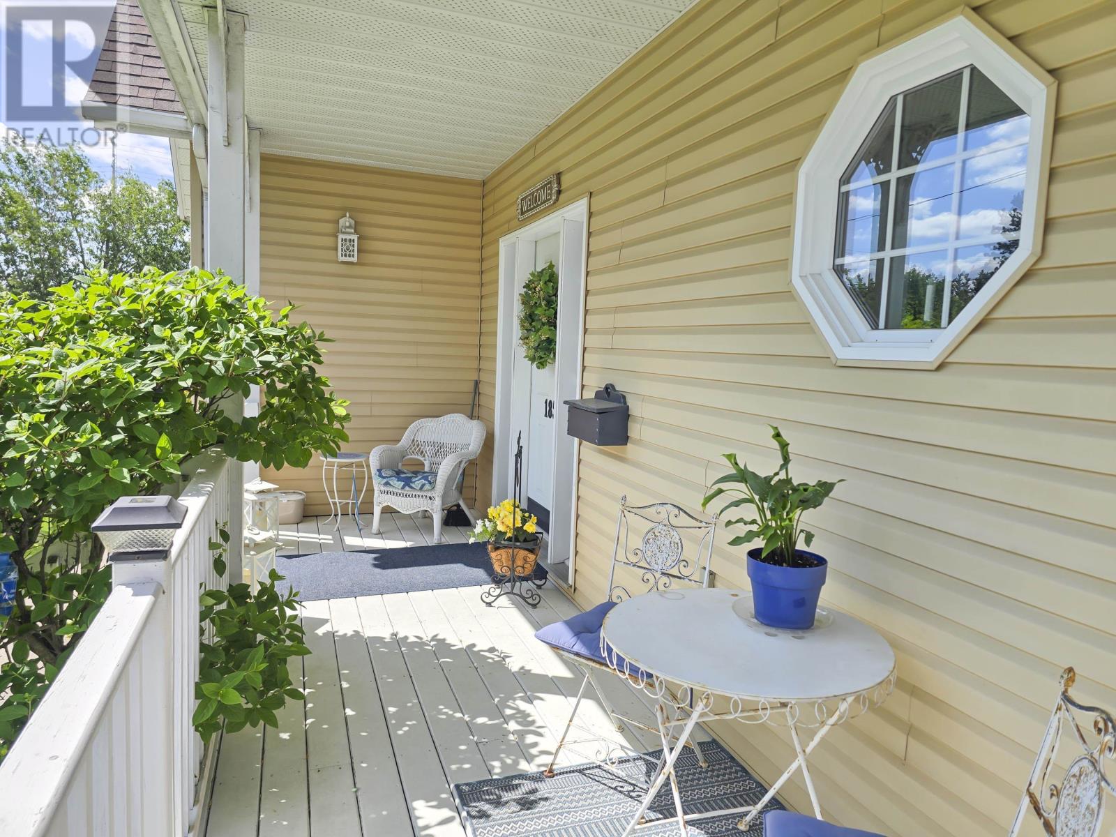 185 Ridgecrest RD - 3