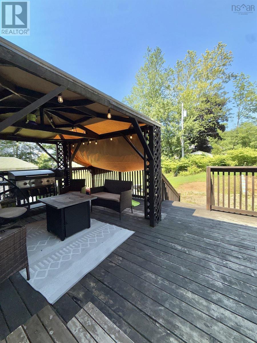 Property 36 of 44 of 22 Belvedere Drive