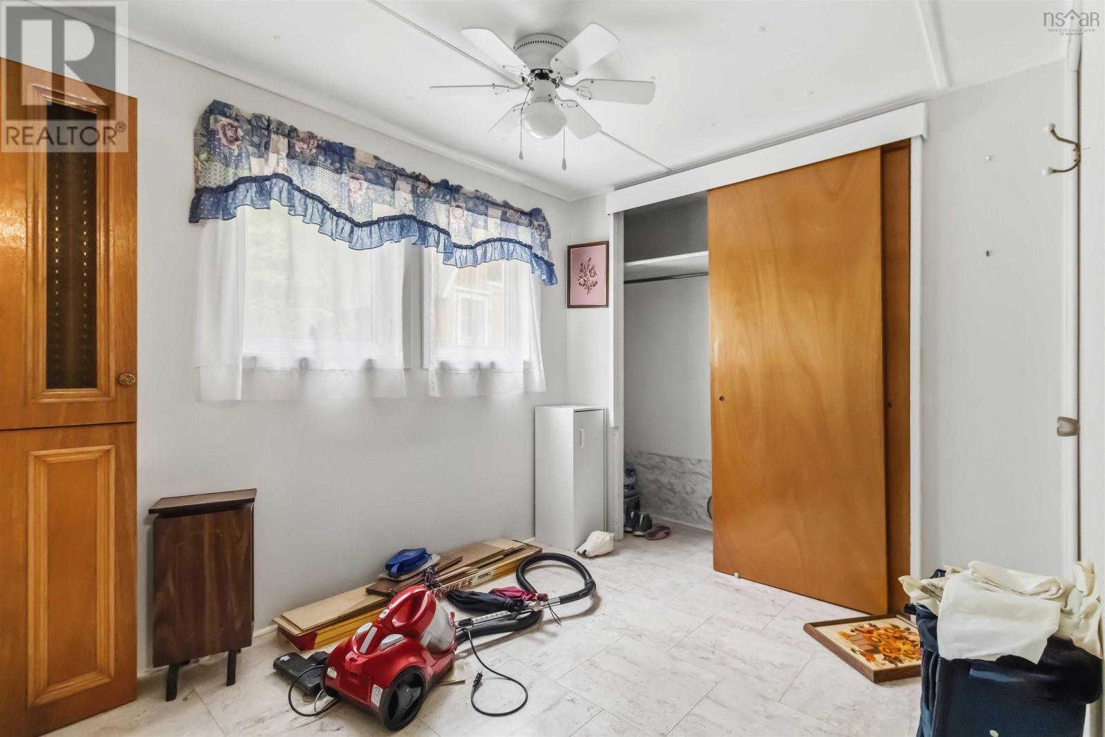 Property 22 of 30 of 623 Forties Road