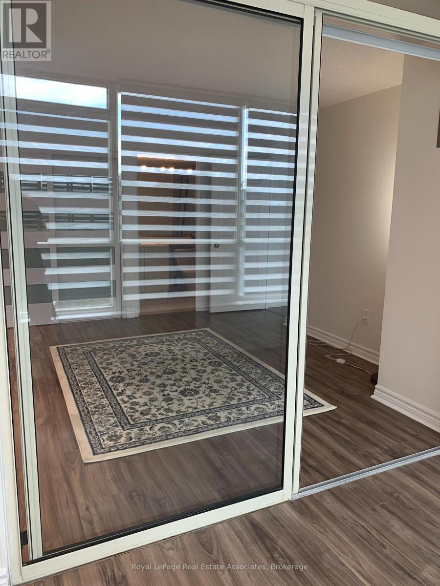 #501 55 ELM DRIVE W - 30