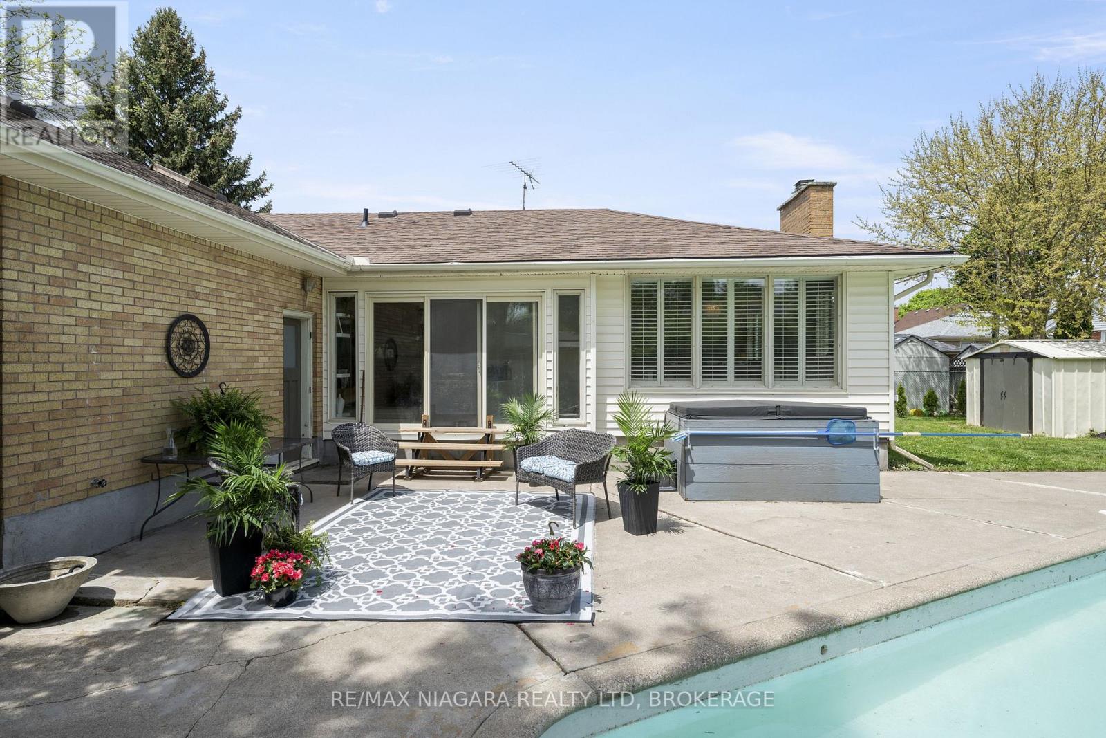 4 MACKIE STREET - Image 7
