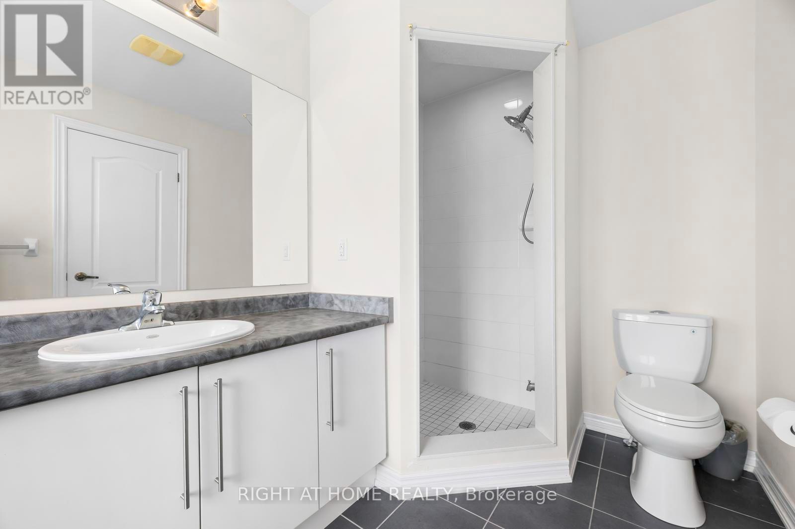 41 COASTLINE DRIVE - 24