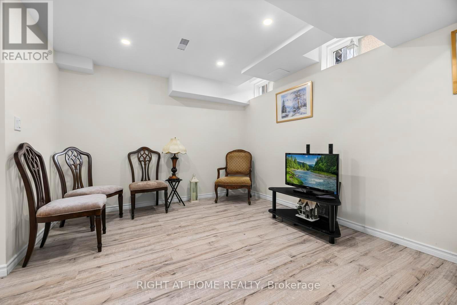 41 COASTLINE DRIVE - Image 32